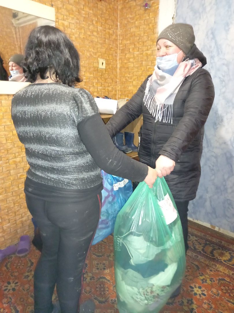 "С миру по нитке"