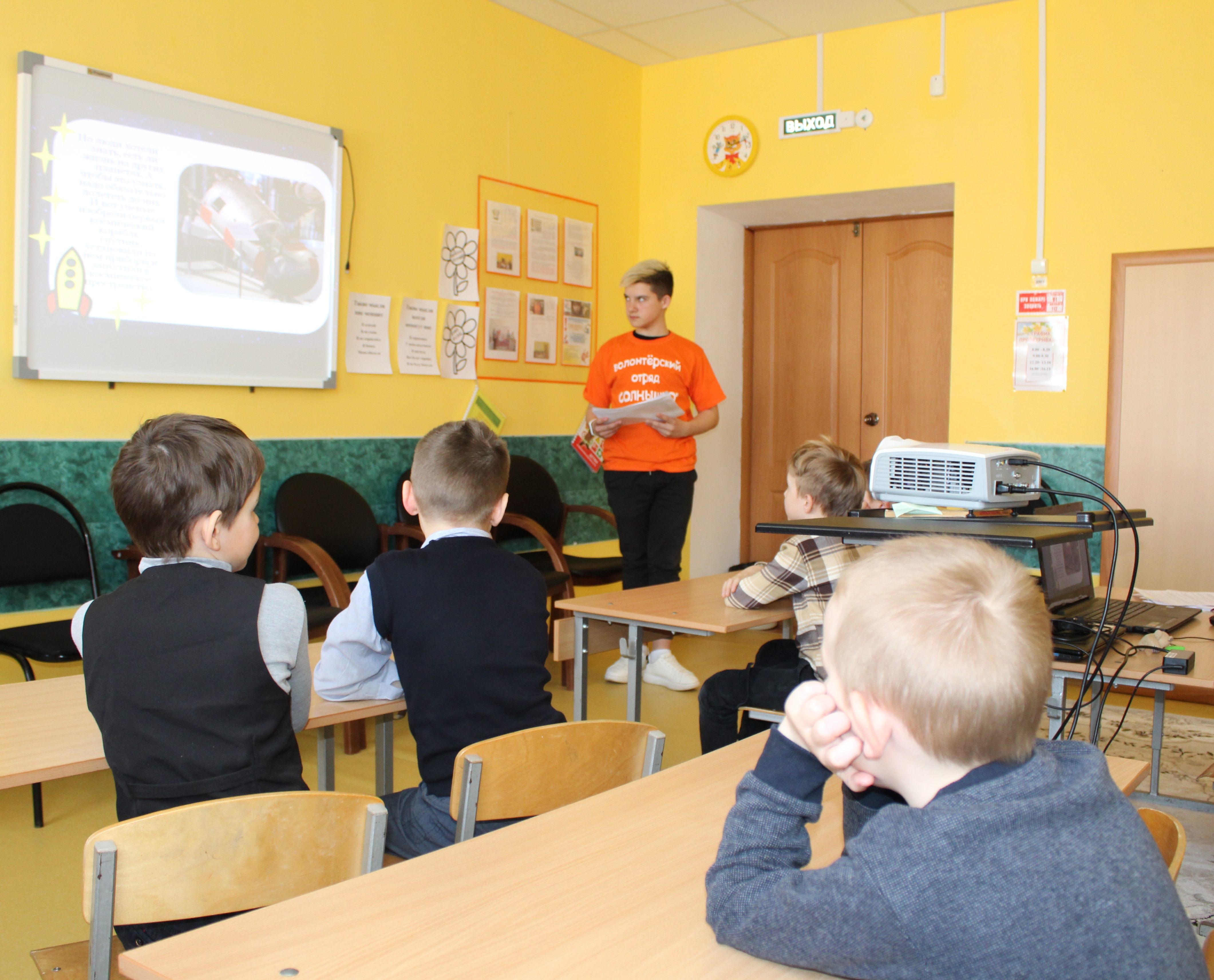 Ко дню космонавтики